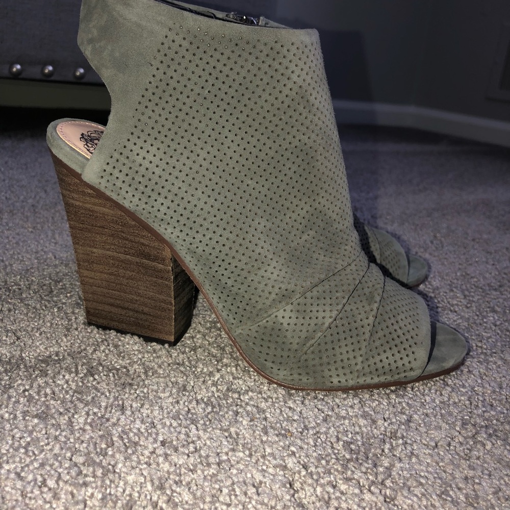 Vince Camuto open toe block heels